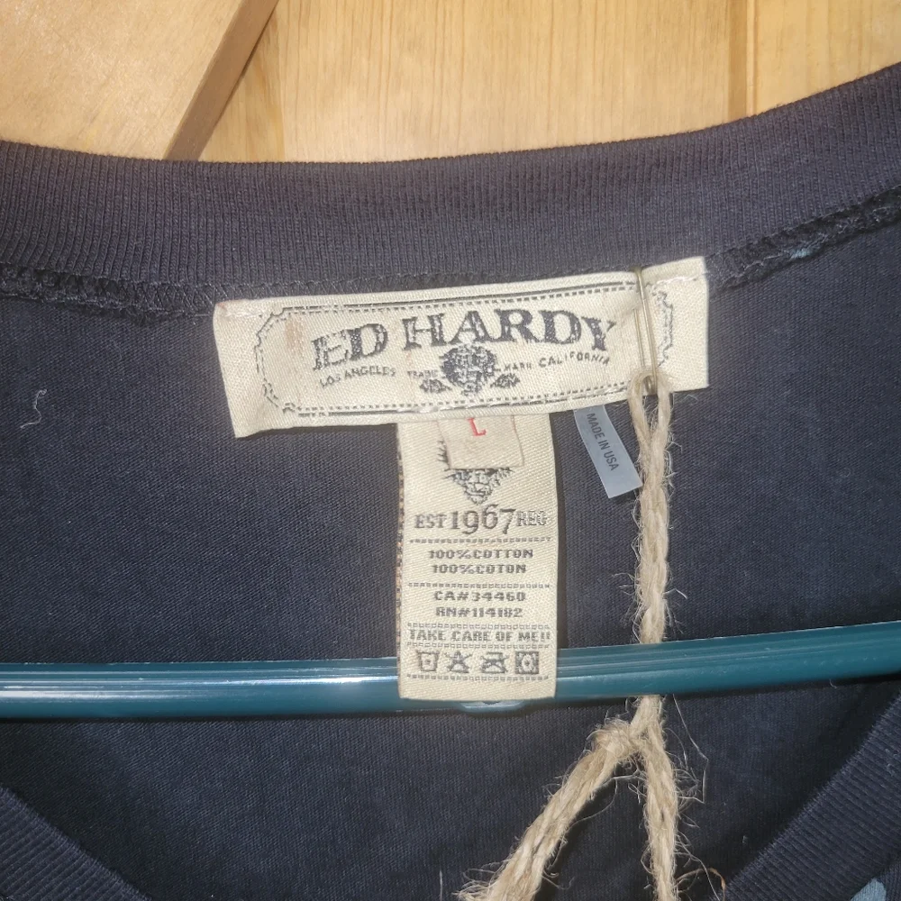 Ed Hardy Women's Long Sleeve Top Size Large  MADE IN USA - Picture 2 of 10